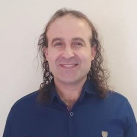 سيمون أكرم العباس