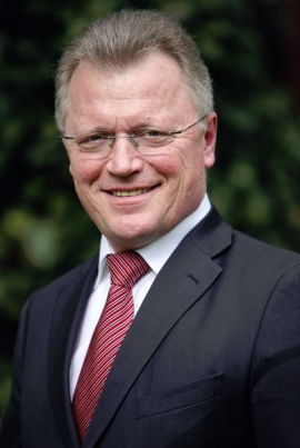 أبراهارد زاند شنايدر Eberhard Sandschneider