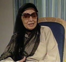 عائشة عبدالرحمن ( بنت الشاطئ )