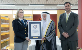 حاكم الشارقة يتسلم شهادة &quot;غينيس&quot; للمعجم التاريخي للغة العربية