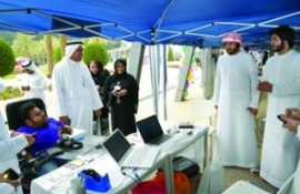 طلاب جامعة زايد يدعمون مكتبات الدول الفقيرة بـ«كرنفال الربيع»