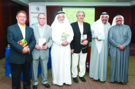 حفل توقيع مجموعة جديدة من مشروع سلسلة «أعلام من الإمارات»