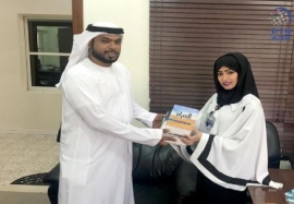 الإمارات للدراسات يهدي التريبة مجموعة من أحدث إصداراته