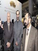 سلطان يتفقد أجنحة الدولة في معرض لندن للكتاب