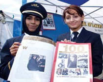 أدرج كتاب بريطاني عالمي .. طيارتين متدربتين إماراتيين تعملان لدي شركة الإتحاد للطيران ضمن أعظم 100 امرأة في مجال الطيران في العالم