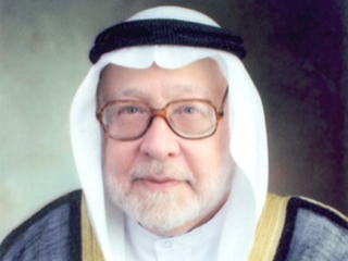 انتقل إلى رحمة الله تعالى، صباح أمس، في لندن الدكتور عزالدين إبراهيم المستشار الثقافي في وزارة شؤون الرئاسة