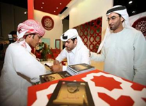 وقع الشاعر خالد العتيبي أحد المشاركين في مسابقة شاعر المليون في دورتها الثانية أول دواوينه الشعرية، والذي حمل عنوان: (مآسل)،