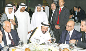 تفضل صاحب السمو الشيخ الدكتور سلطان بن محمد القاسمي عضو المجلس الأعلى حاكم الشارقة، بالتوقيع على الطبعة المصرية من كتاب سموه “سرد الذات” الذي تتولى طباعته دار الشروق