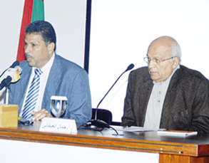 حل الروائي المصري جمال الغيطاني ضيفاً على  معرض الشارقة الدولي للكتاب حيث تحدث في ندوة أقيمت له في قاعة المؤتمرات حول تجربته الروائية وعلاقته بالتراث