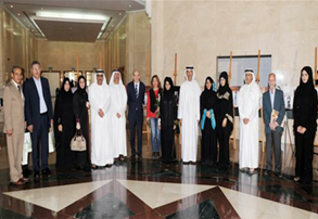 معرض الترويج للجوائز الثقافية لدائرة الثقافة والإعلام بالشارقة