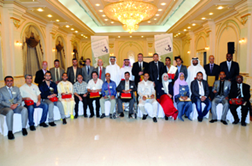 كرم عبدالله محمد العويس رئيس دائرة الثقافة والإعلام في الشارقة الفائزين بالدورة السادسة عشرة لجائزة الشارقة للإبداع العربي- الإصدار الأول 2012-2013