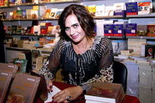 مي برنجكجي توقع «من بيروت.. هنا دمشق»