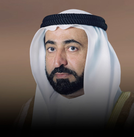 حاكم الشارقة يهدي الجامعة القاسمية مخطوطتين نادرتين