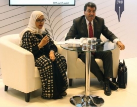 نعيمة الغامدي : ترجمة الشعر تمنحني السعادة