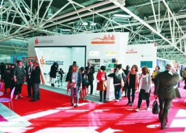 هيئة الشارقة للكتاب تدعو إلى دعم صناعة كتاب الطفل في «بولونيا الدولي»