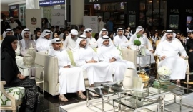 عبدالله بن حمد الشرقي يشهد إطلاق مبادرة «لنقرأ معاً»