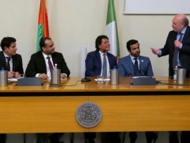 نسخة كاملة من إصدارات «كلمة» في ميلانو