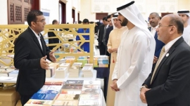 عبدالله بن سعود المعلا يفتتح معرض أم القيوين للكتاب