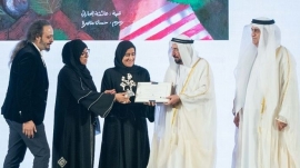 حاكم الشارقة يُكرّم الفائزين بجائزة &quot;اتصالات لكتاب الطفل&quot;