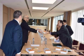 جمال سند السويدي يطلق كتابه &quot;السراب&quot; في &quot;الاتحاد الأوروبي&quot; ببروكسل