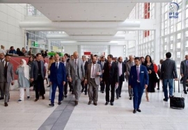 سلطان يزور جناح الشارقة والأجنحة العربية المشاركة بمعرض فرانكفورت للكتاب